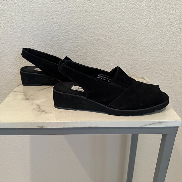 Andre Assous East Black Suede Slingback Wedge - Picture 2 of 5